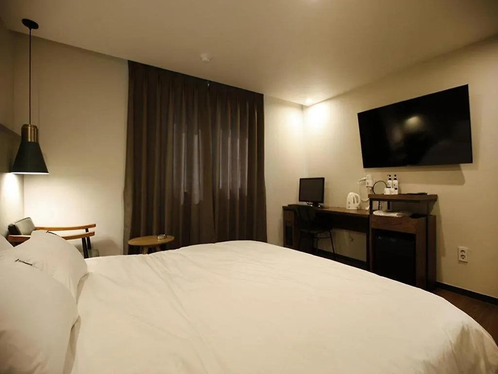No. 25 Hotel Myeongji Ocean City Branch Business Busan 2*,