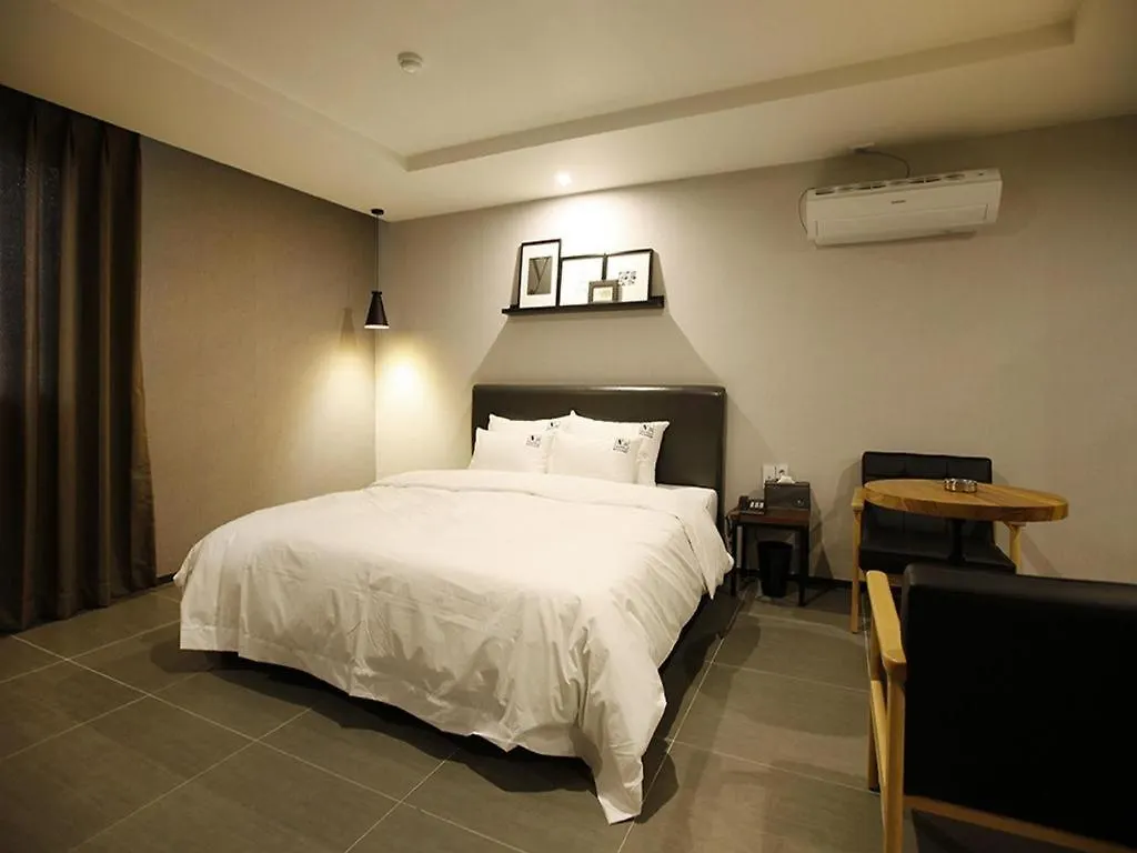 No. 25 Hotel Myeongji Ocean City Branch Business Busan