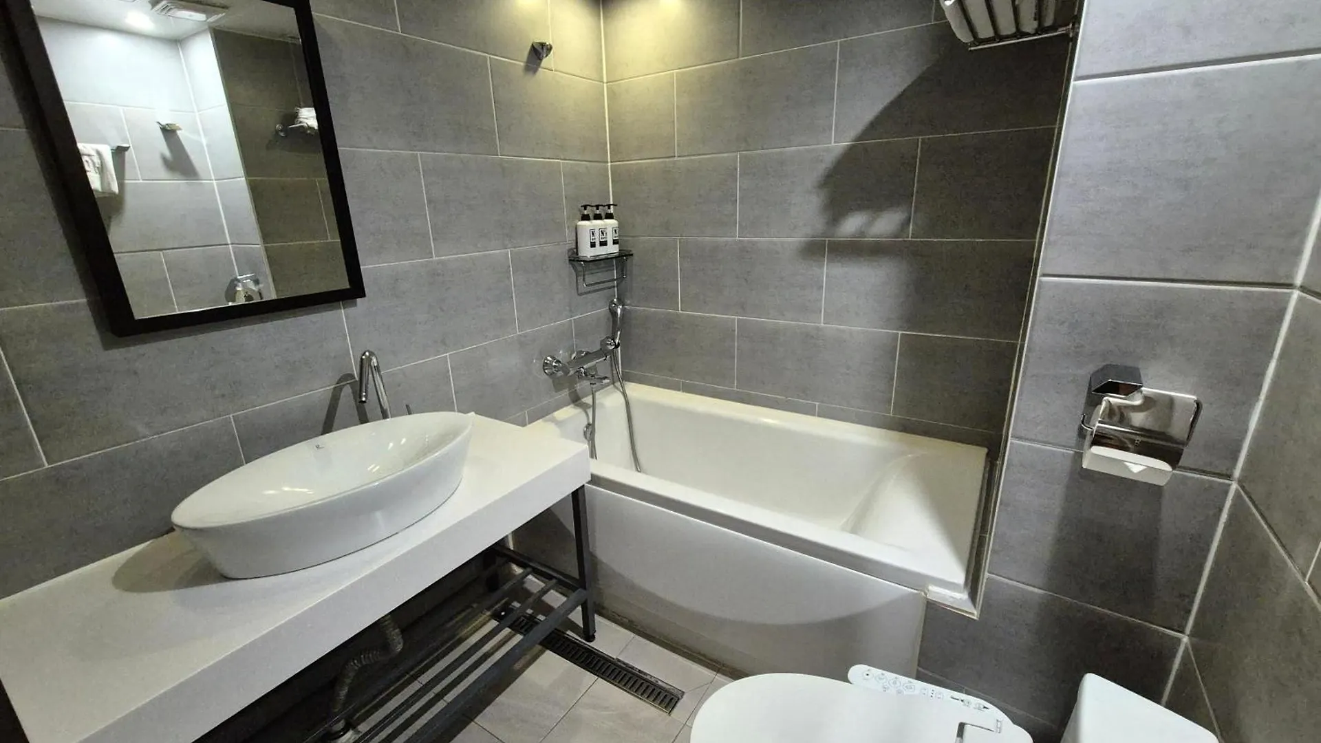 No. 25 Hotel Myeongji Ocean City Branch Business Busan 2*,  South Korea