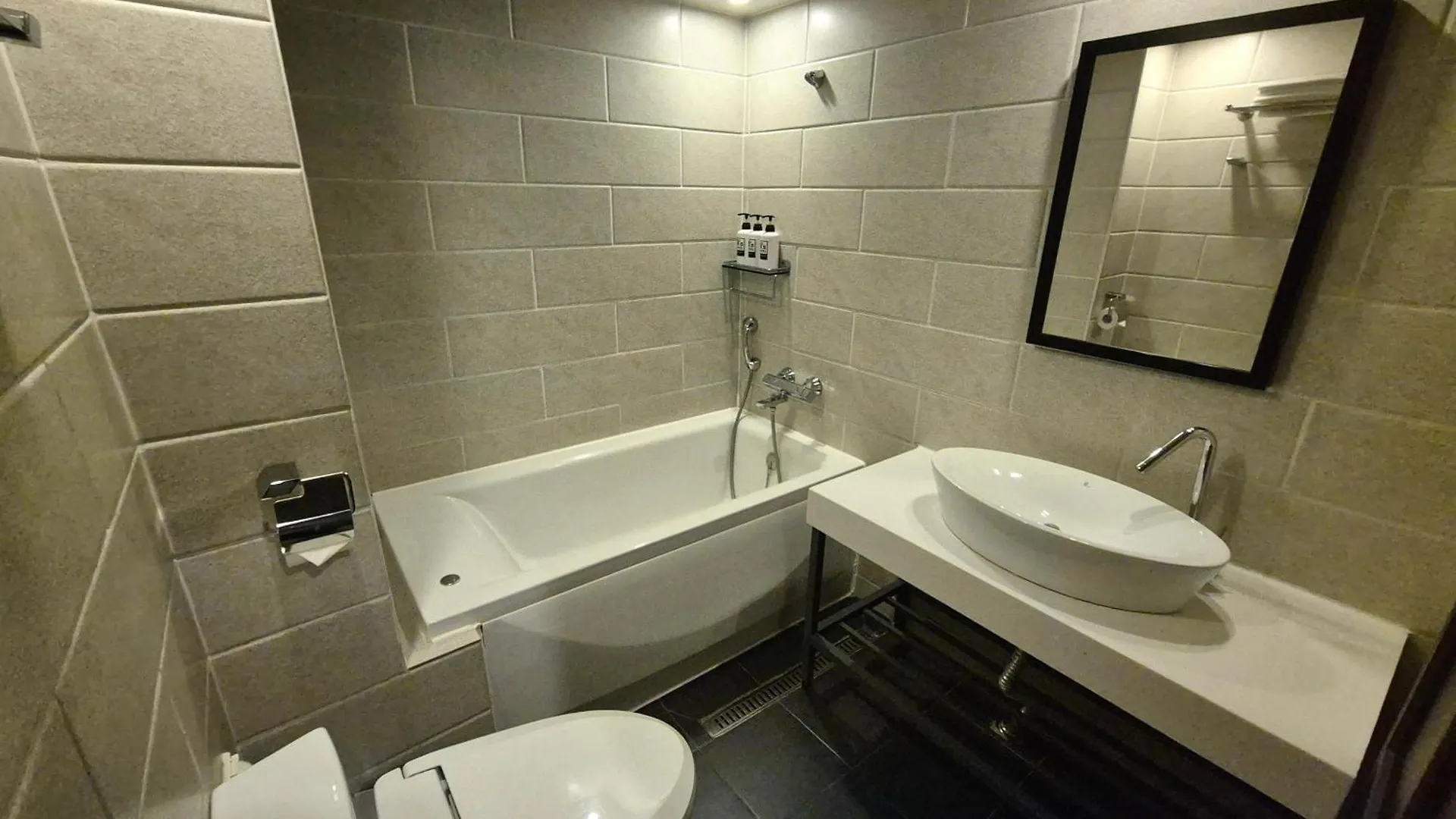 No. 25 Hotel Myeongji Ocean City Branch Business Busan 2*,