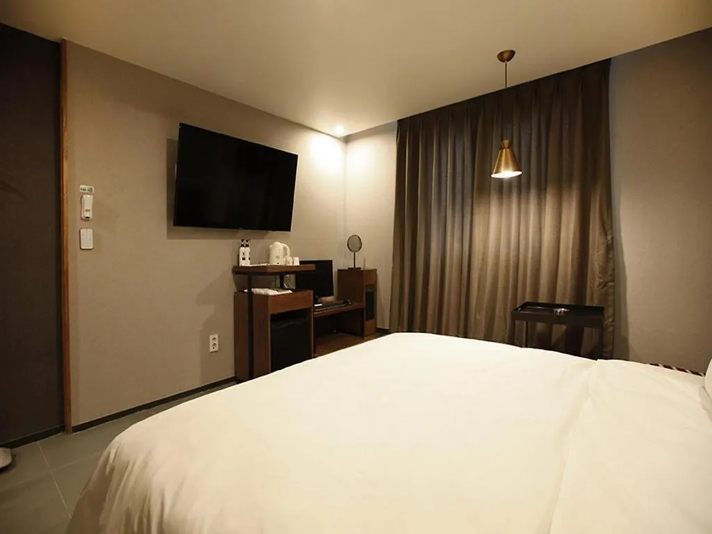 No. 25 Hotel Myeongji Ocean City Branch Business Busan Motel