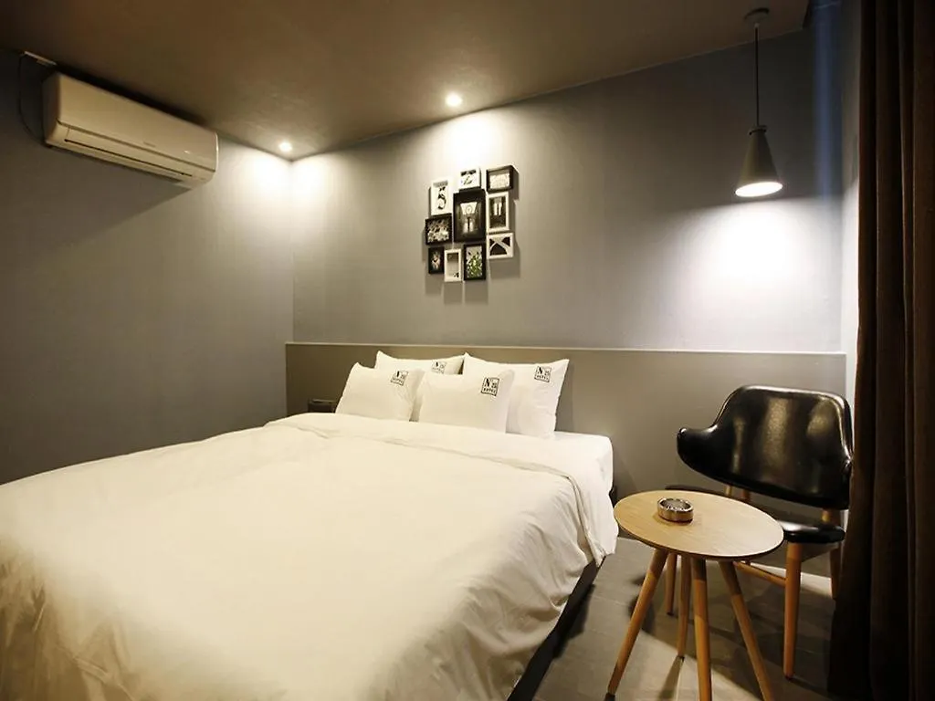 No. 25 Hotel Myeongji Ocean City Branch Business Busan Motel