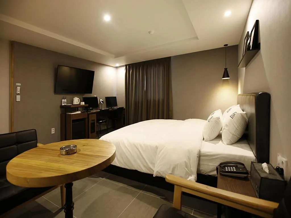 No. 25 Hotel Myeongji Ocean City Branch Business Busan 2*,